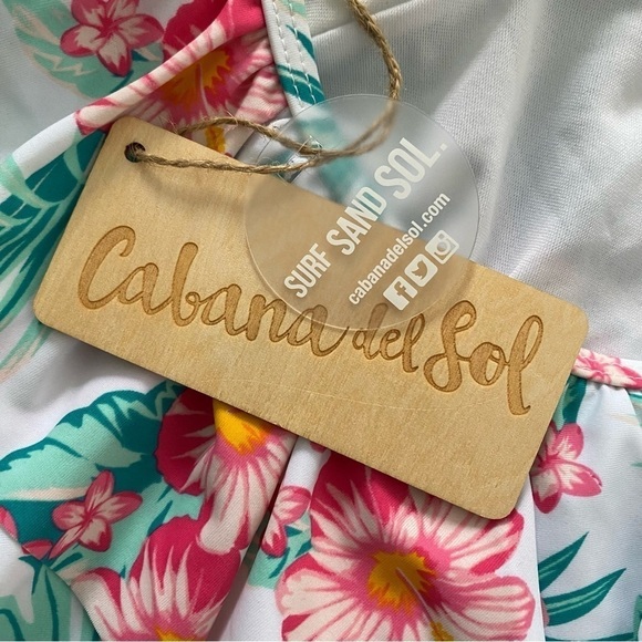 NEW Cabana Del Sol Rifle Trim One Piece Swimsuit White Pink Women’s Size Medium - Picture 7 of 8